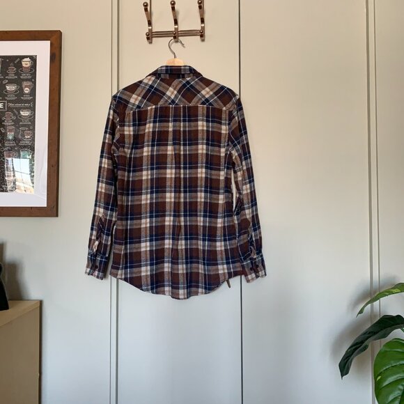 Activa Brown and Navy Blue Plaid Flannel Button Down Shirt - Picture 4 of 10